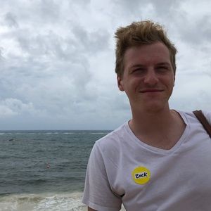 Meet your Posher, Elijah